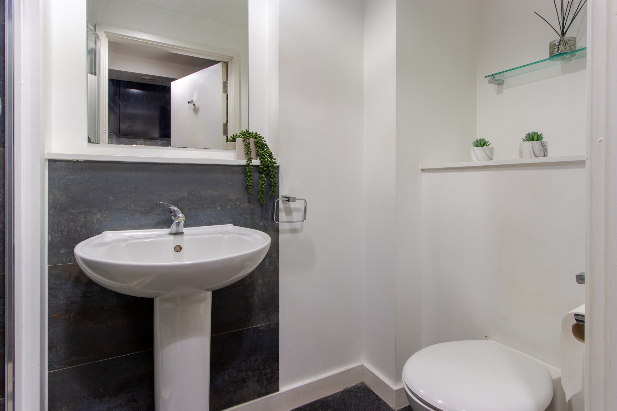 Bowman House Nottingham Bathroom