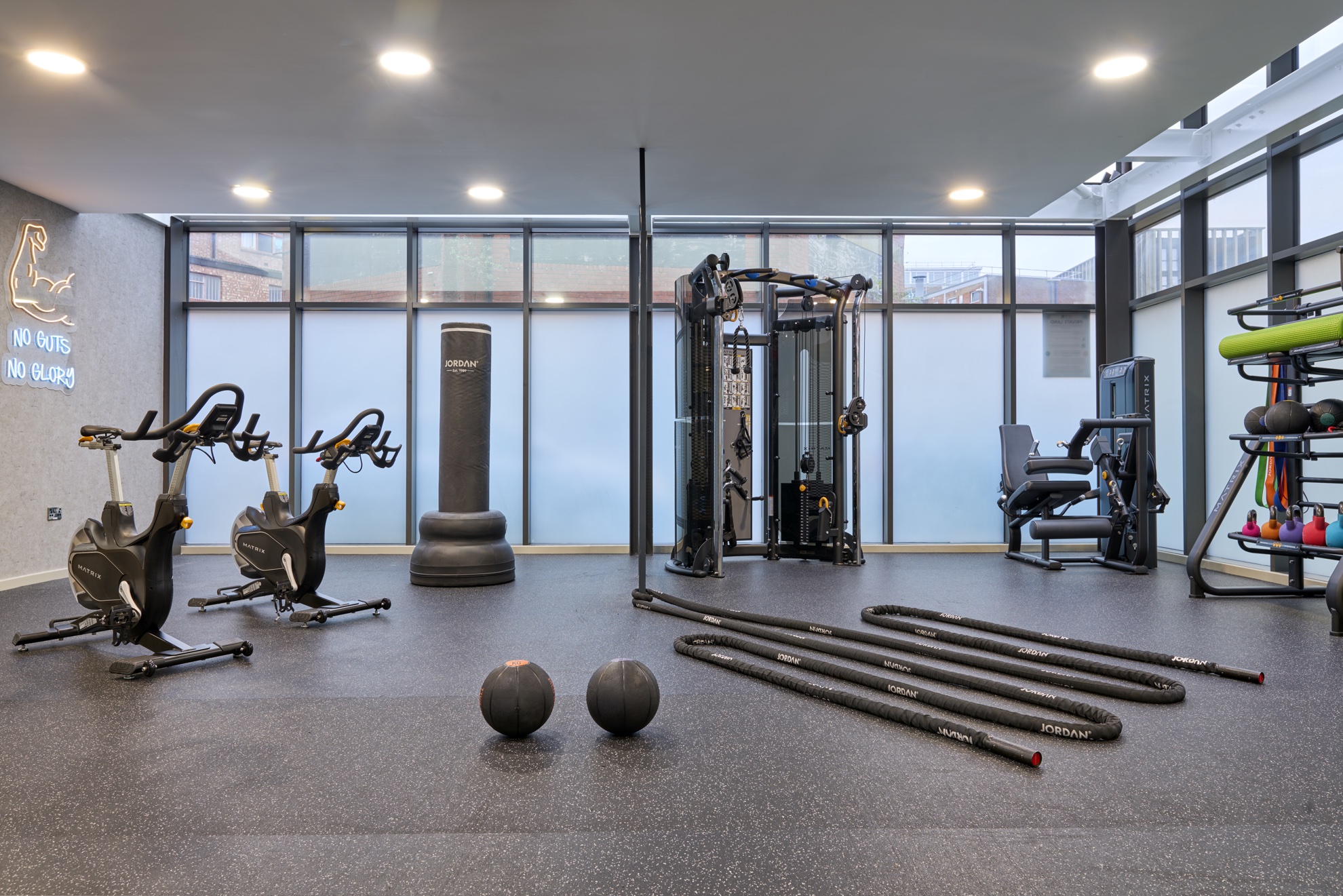 2820 2024.10.29 Millenium View Gym 0136