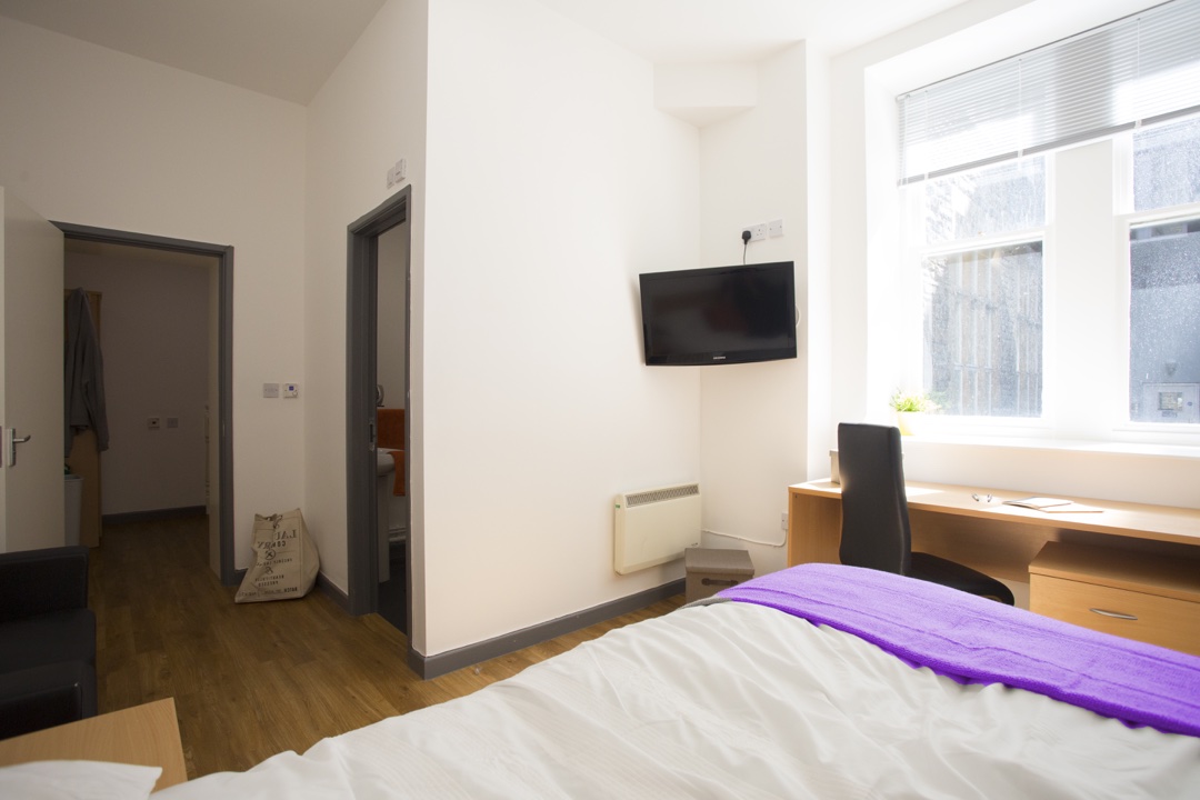 Alexandra Hall Aberystwyth Platinum Apartment Bedroom 2