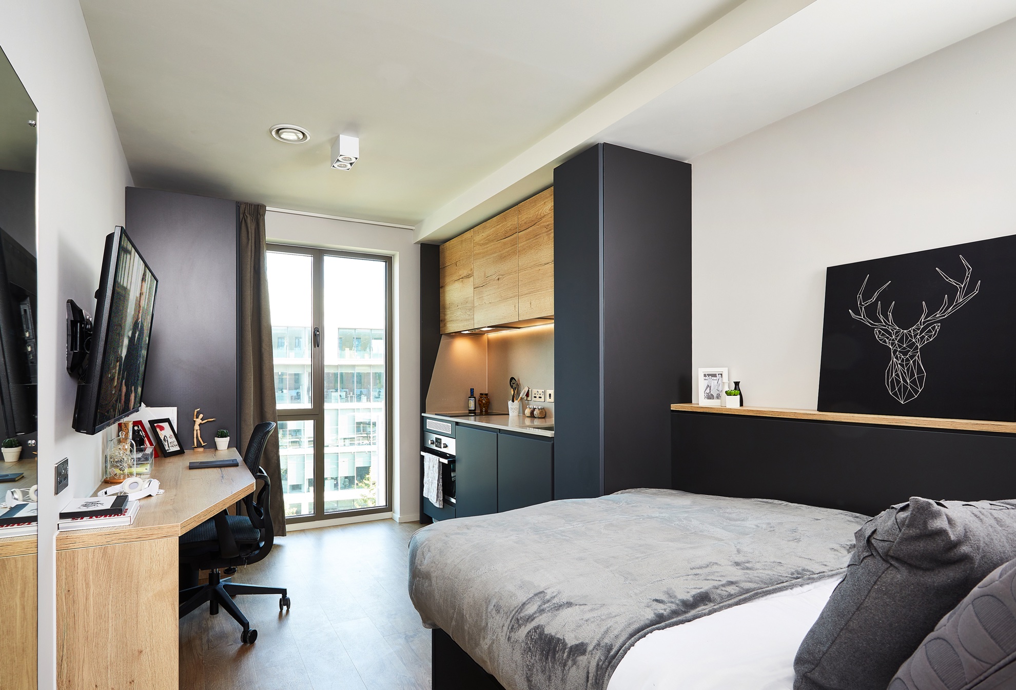 Nottingham Room 02 BRONZE 2000 X 1360