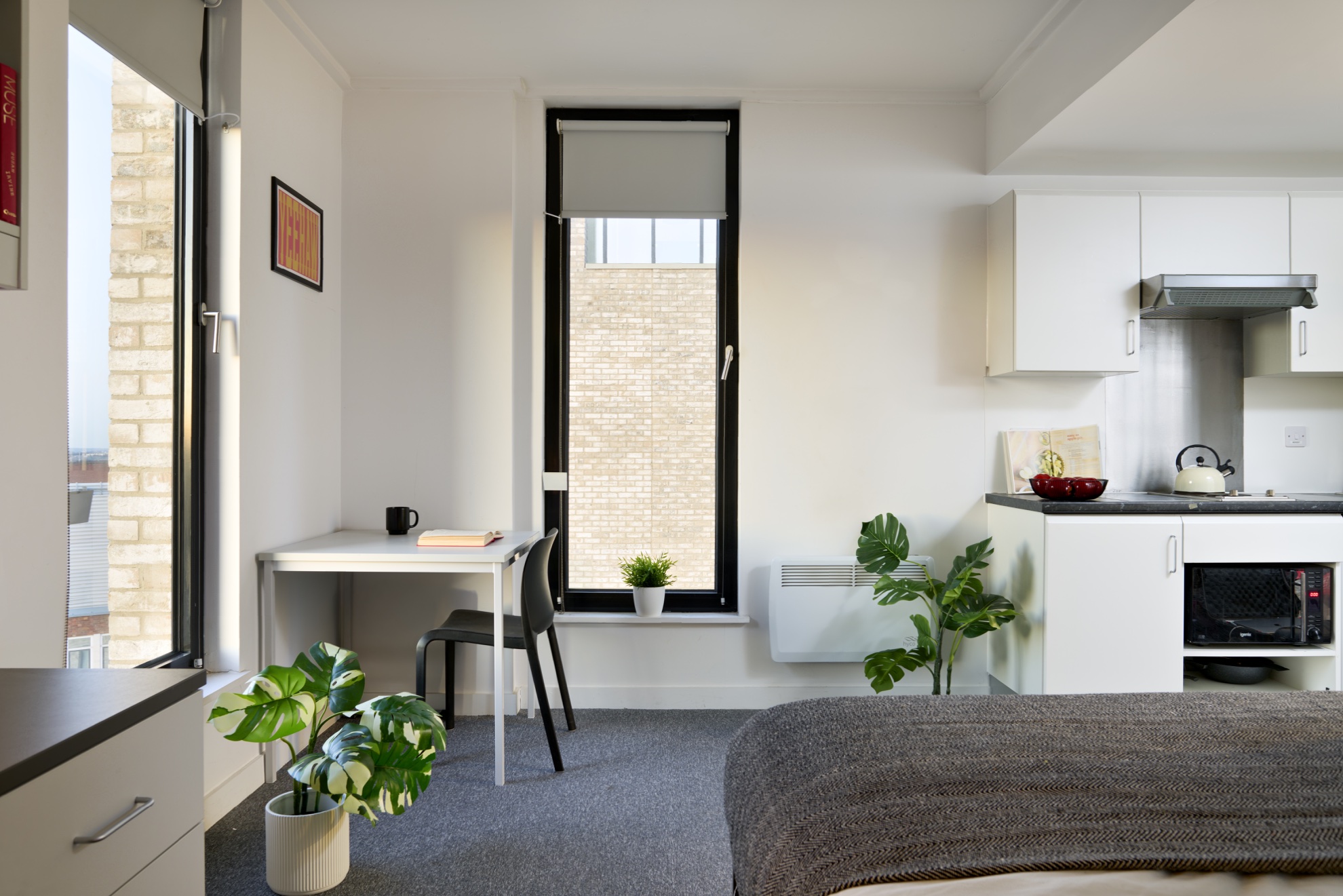 Pablo Fanque House Platinum Studio Bedroom 2