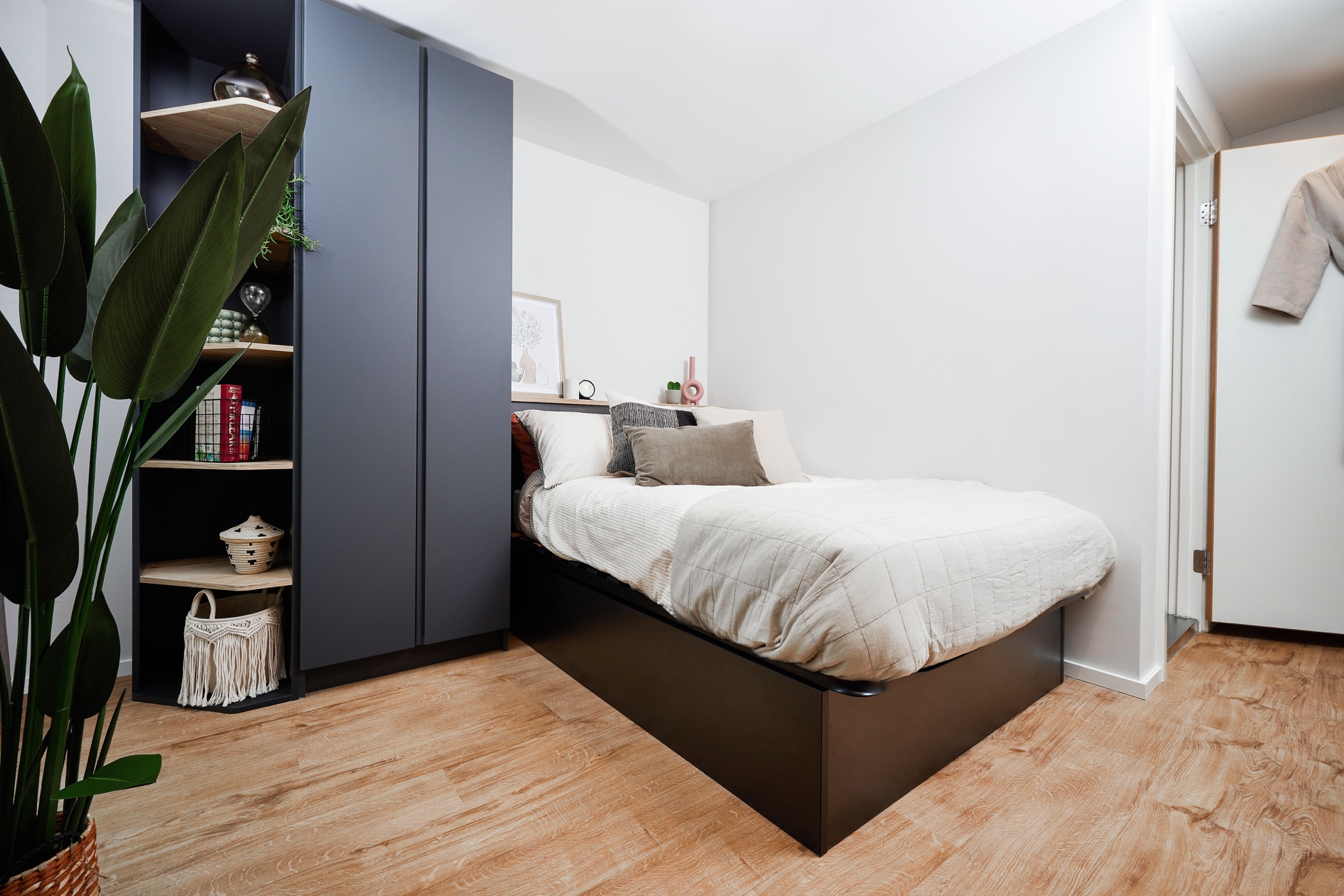 TWO BED APARTMENT 104 LEEDS PC JULY 20220840