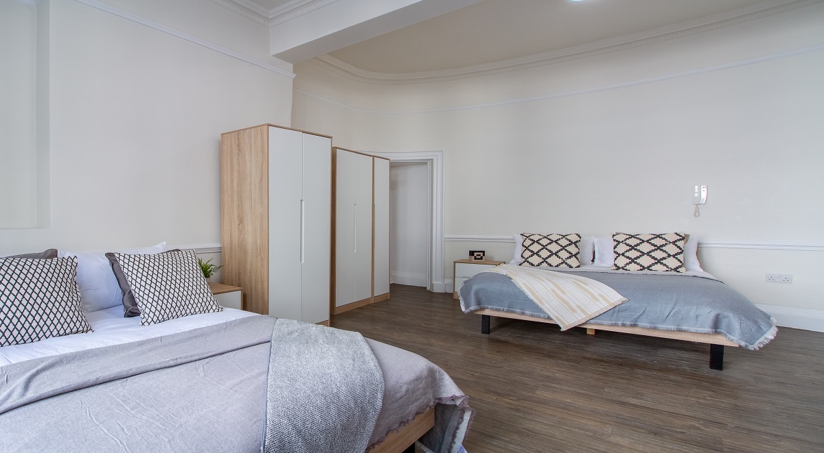 Janet Poole House London Gold Plus Twin Studio Bedroom 2