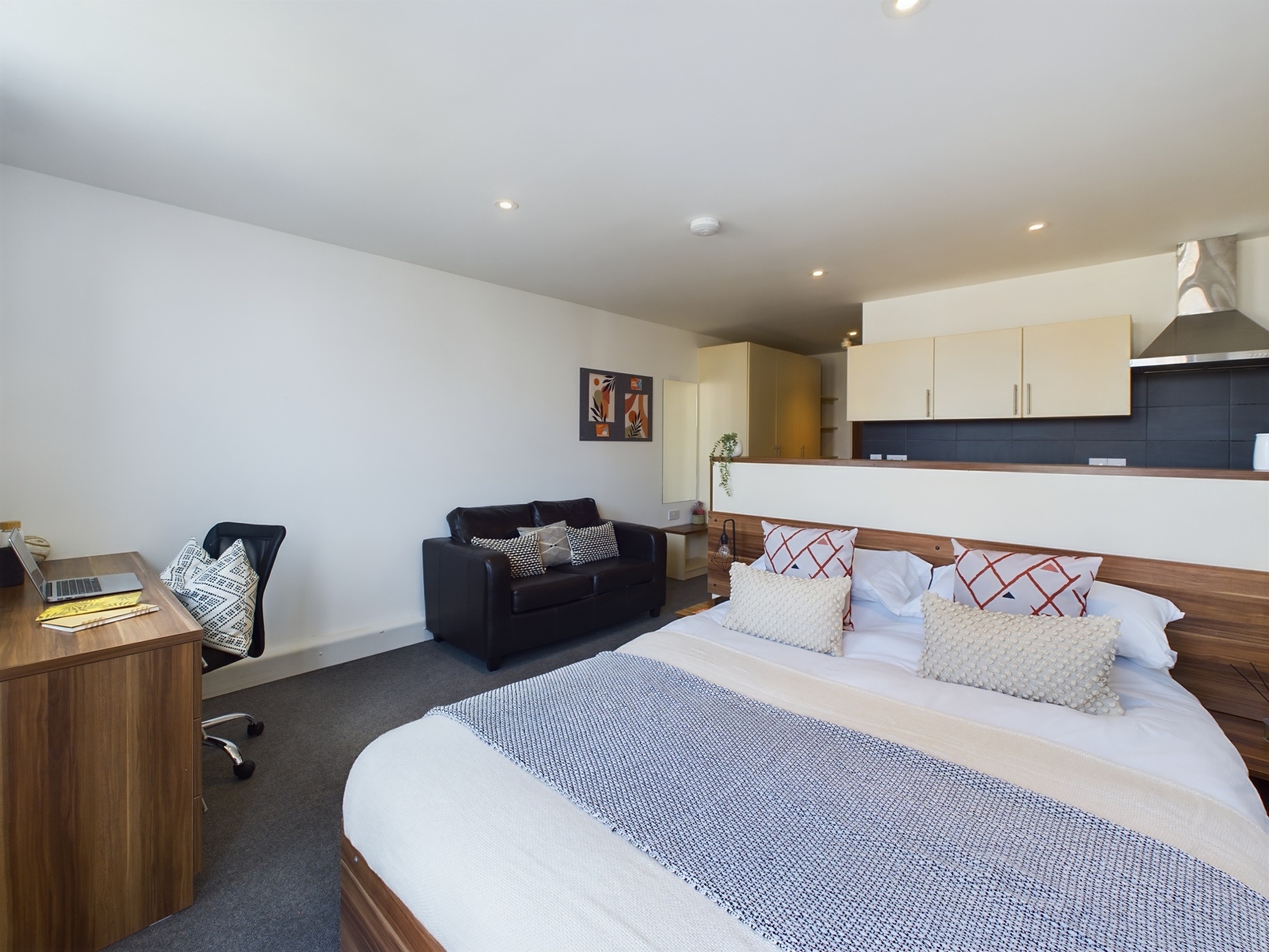 Windsor Court Liverpool Gold Studio Bedroom 3