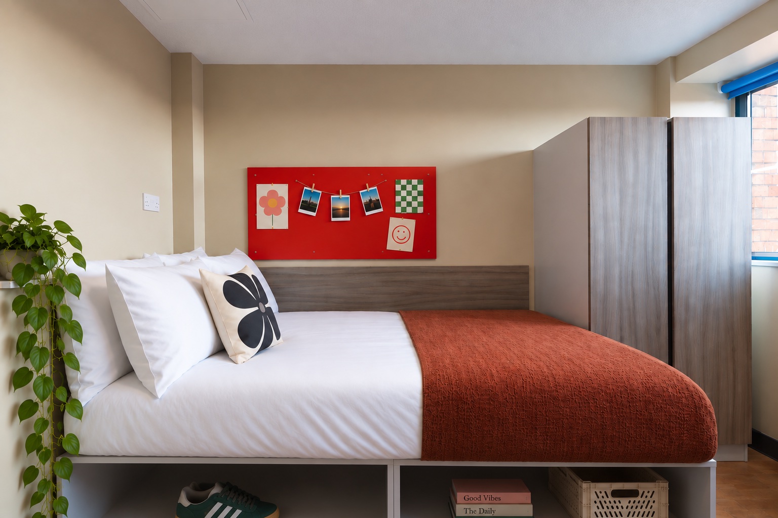 Ben Russell Court Leicester Silver Ensuite Bedroom 4