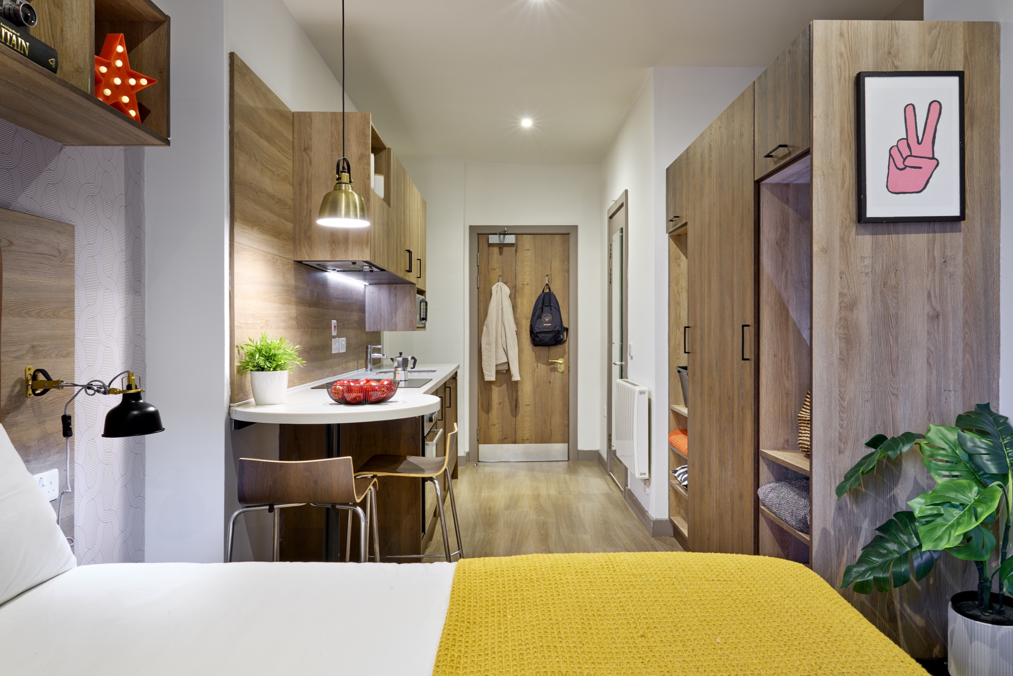 Student Castle Reading Gold Studio Terrace Bedroom 2