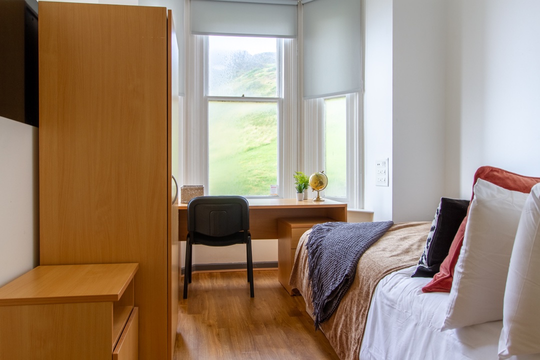 Alexandra Hall Aberystwyth Bronze Ensuite Bedroom 2