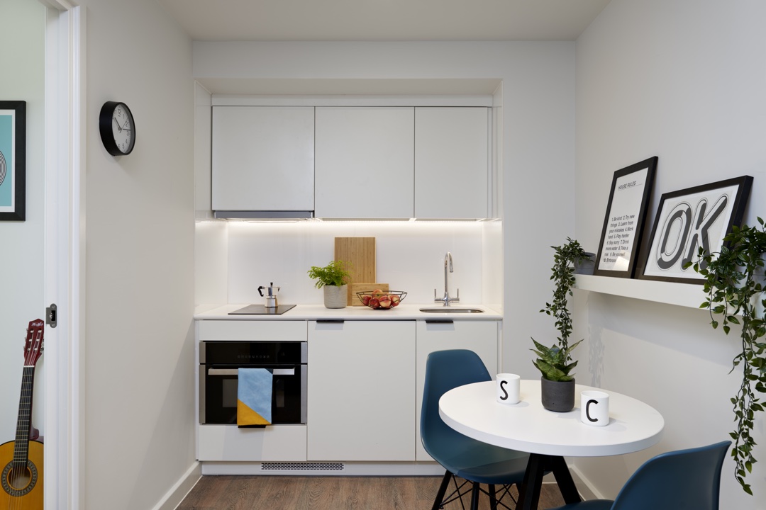 Student Castle Oxford Curtis 2 Bed Apartment Bedroom