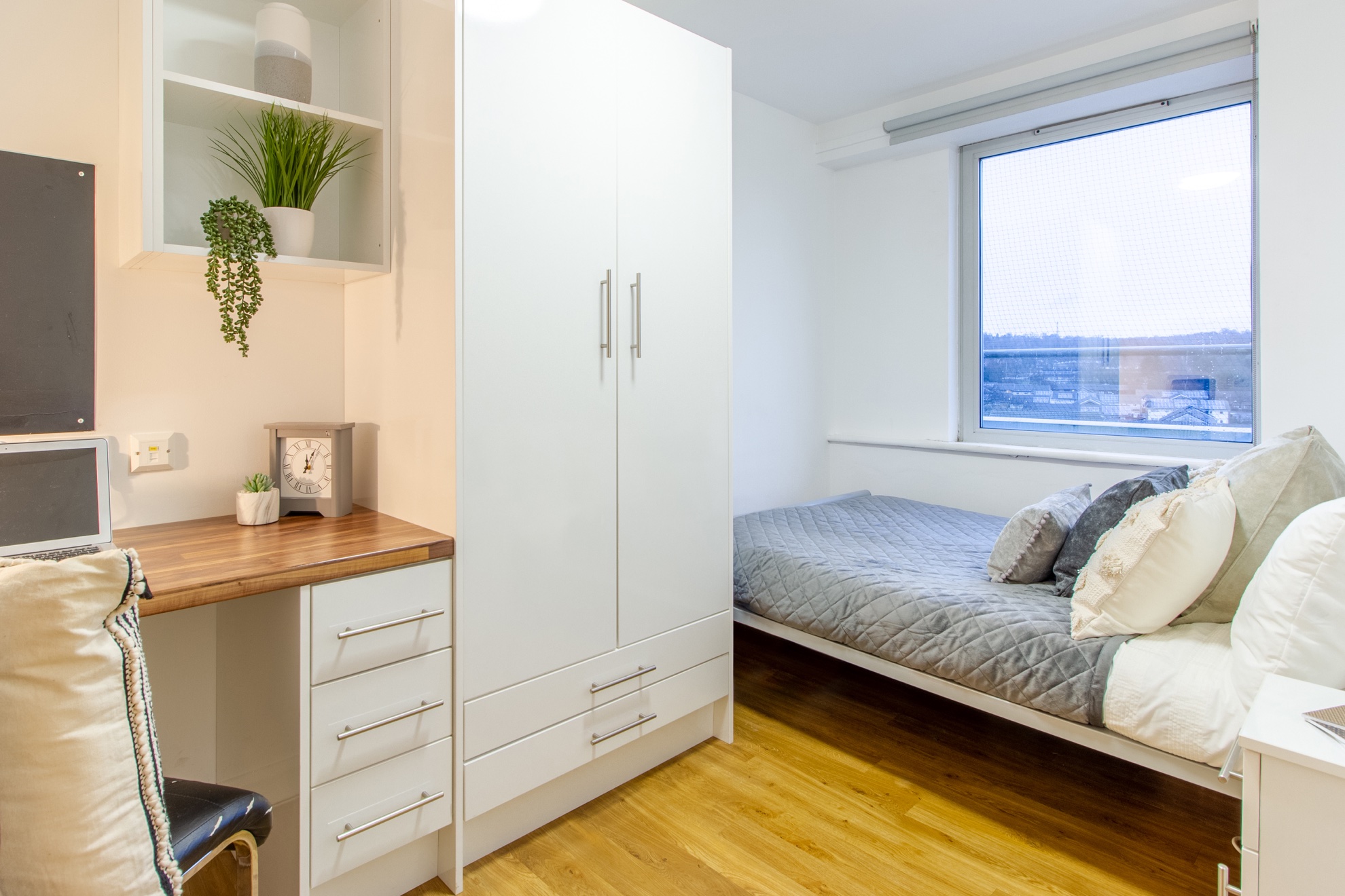 The Glasshouse Nottingham Bronze 3 Bed Room Bedroom