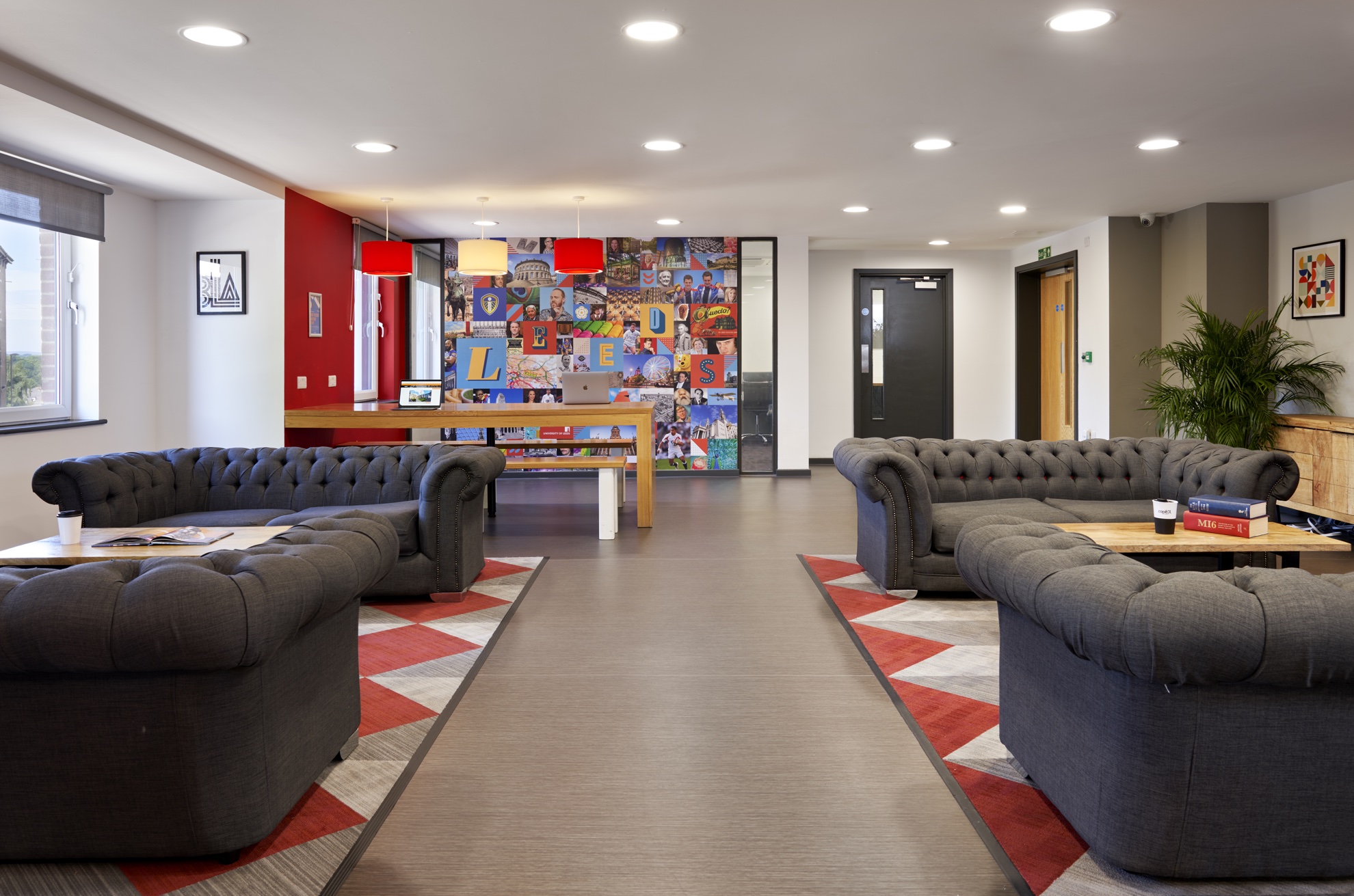 2582 ASA BRIGGS COMMON AREA 0176