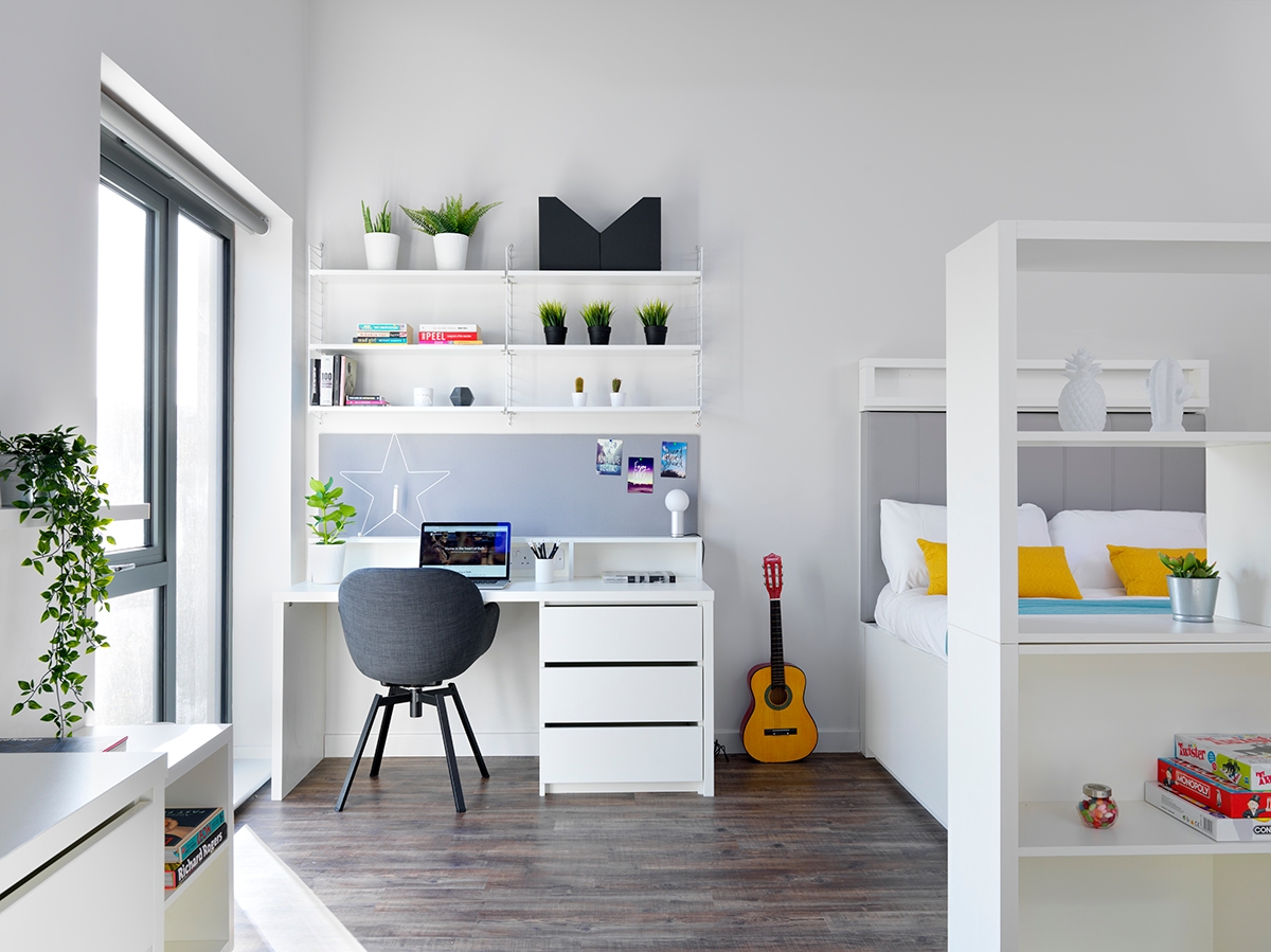 Student Castle Bath Pitman Studio Bedroom 2