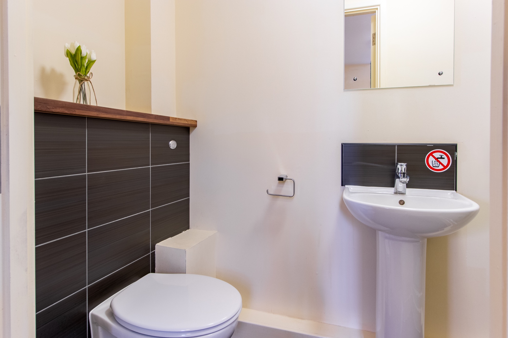 Nottingham Square Nottingham Bathroom