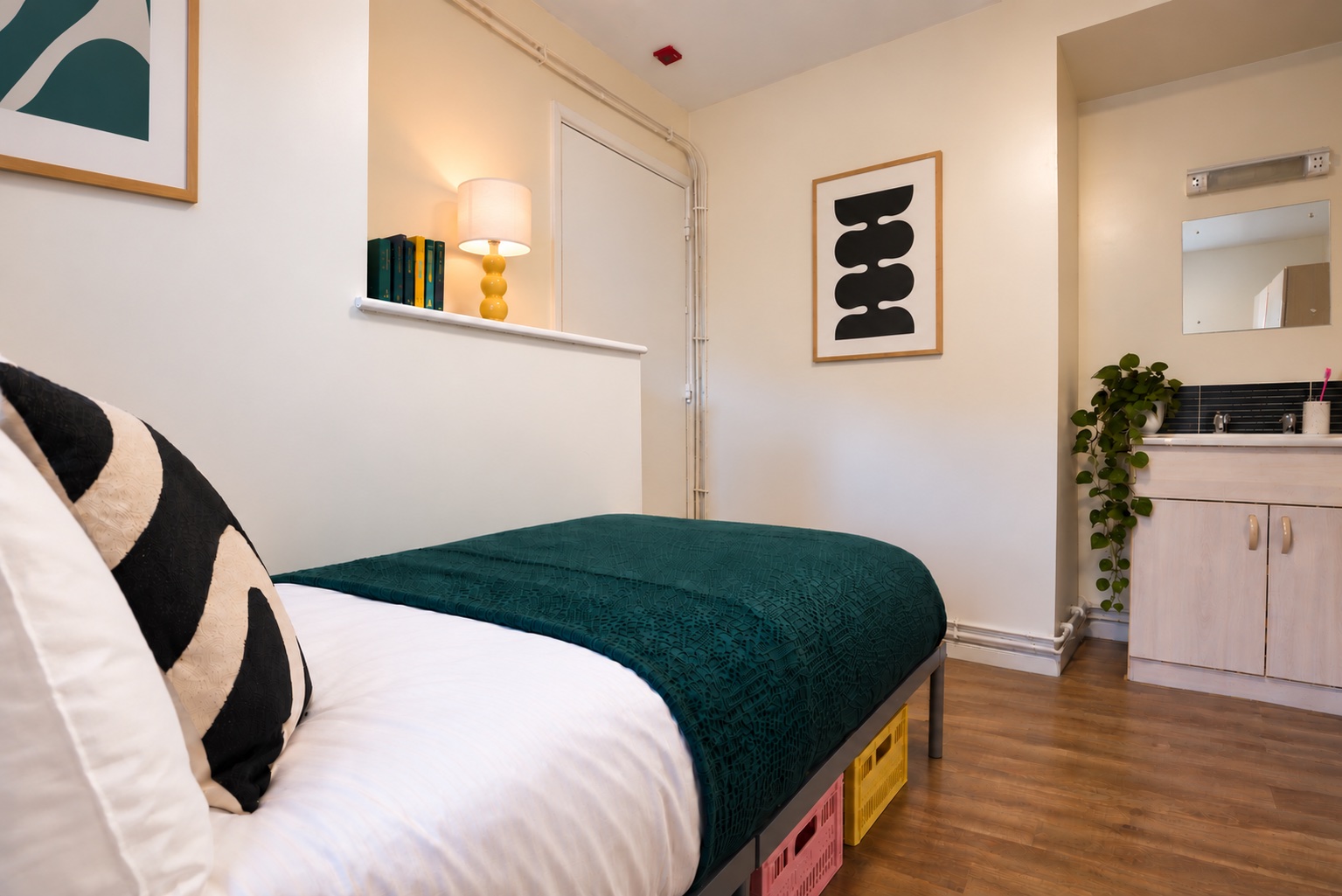 St Andrew S Gardens Liverpool Bronze Room Bedroom 2