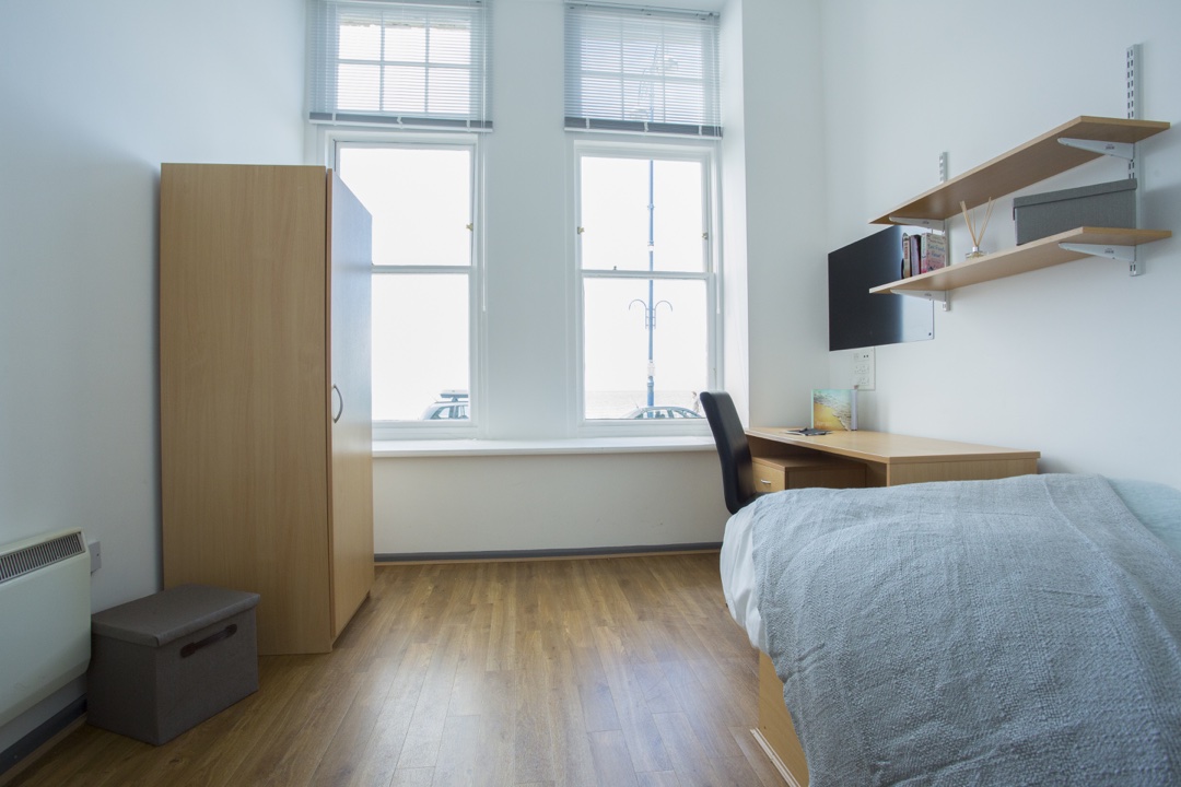 Alexandra Hall Aberystwyth Gold Double Room Bedroom 2