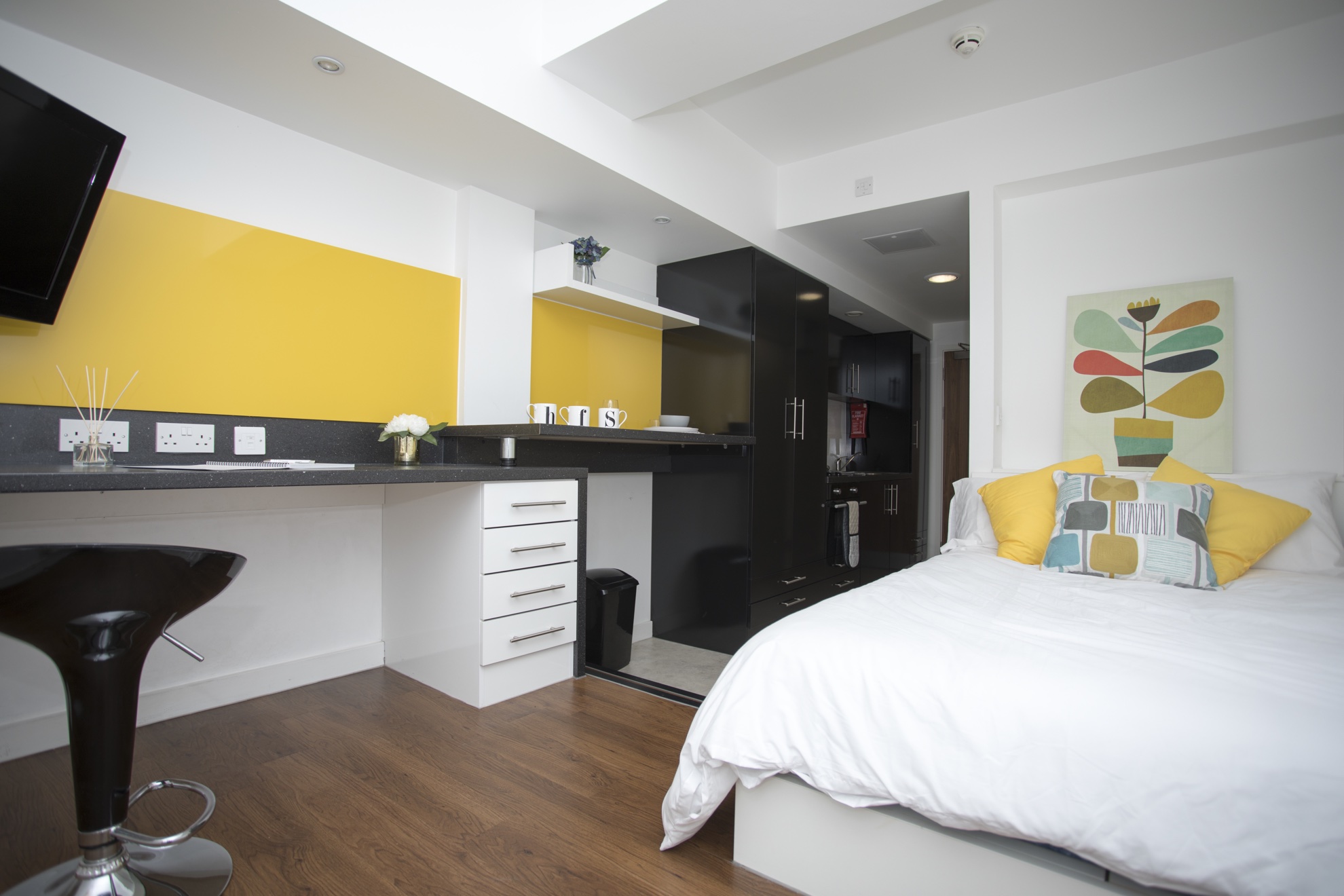 Bowman House Nottingham Platinum Plus Studio Bedroom