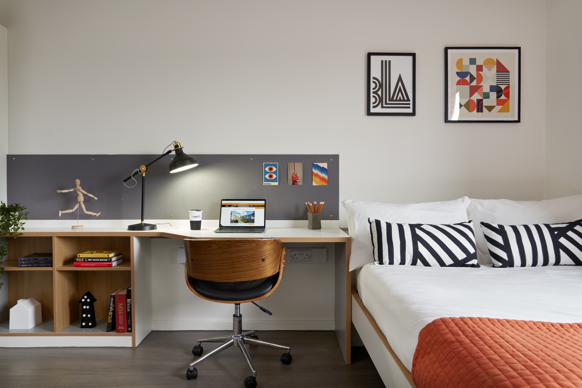 Asa Briggs House Bronze Studio Bedroom (1)