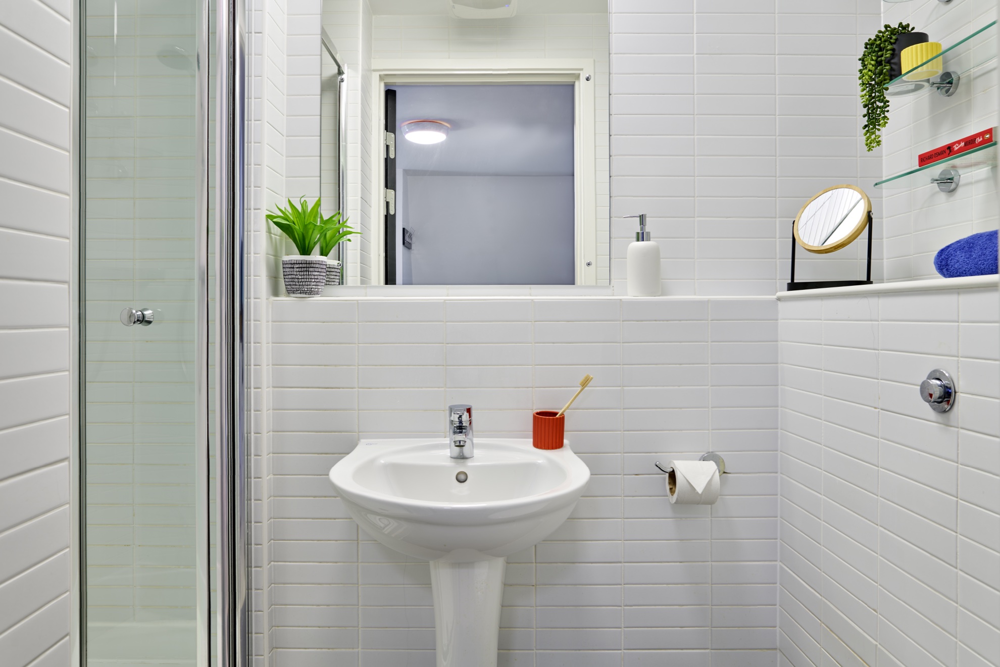 Stewart House Gold Studio Bathroom