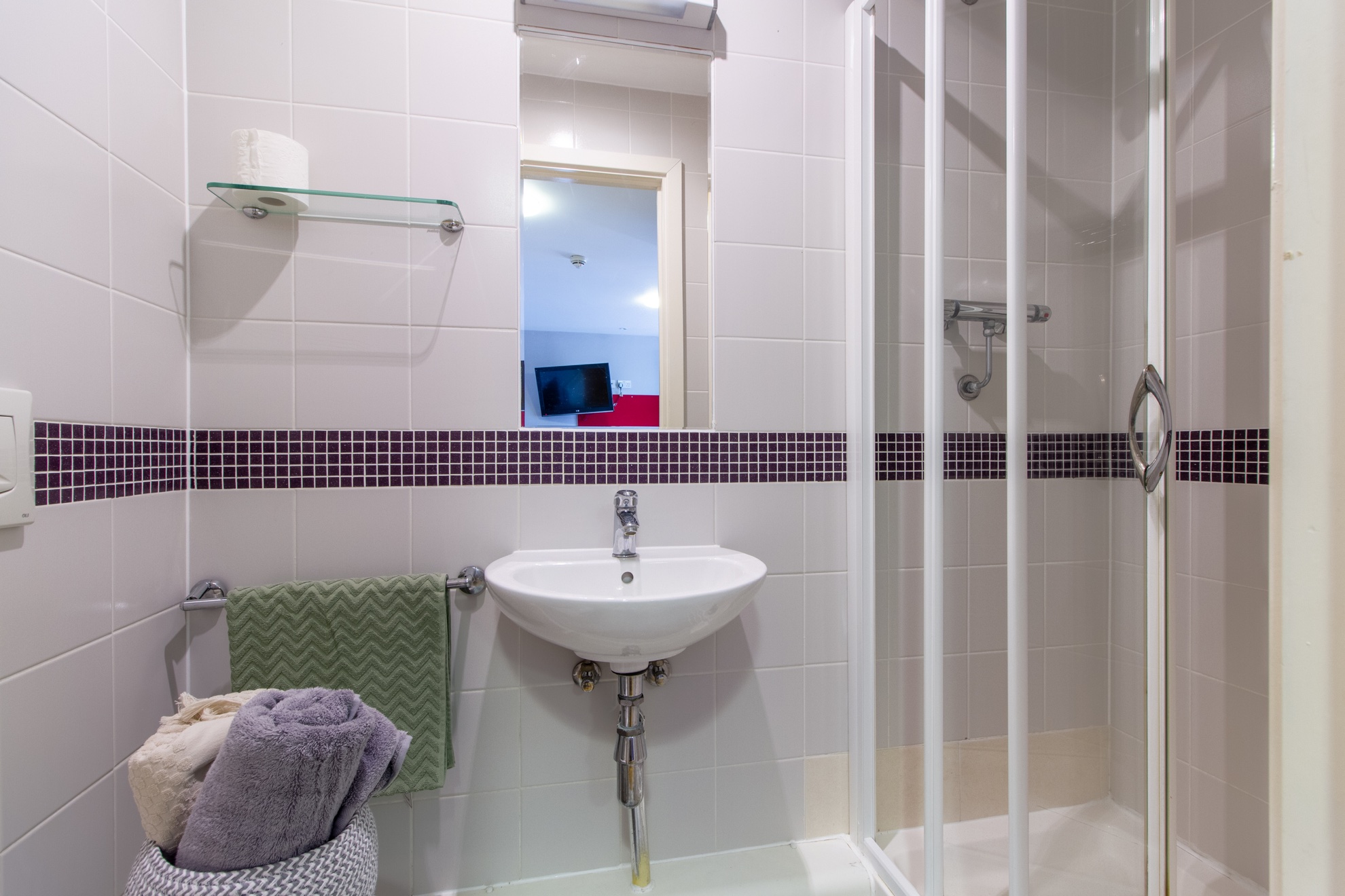 Hawley Crescent London Ensuite Bathroom