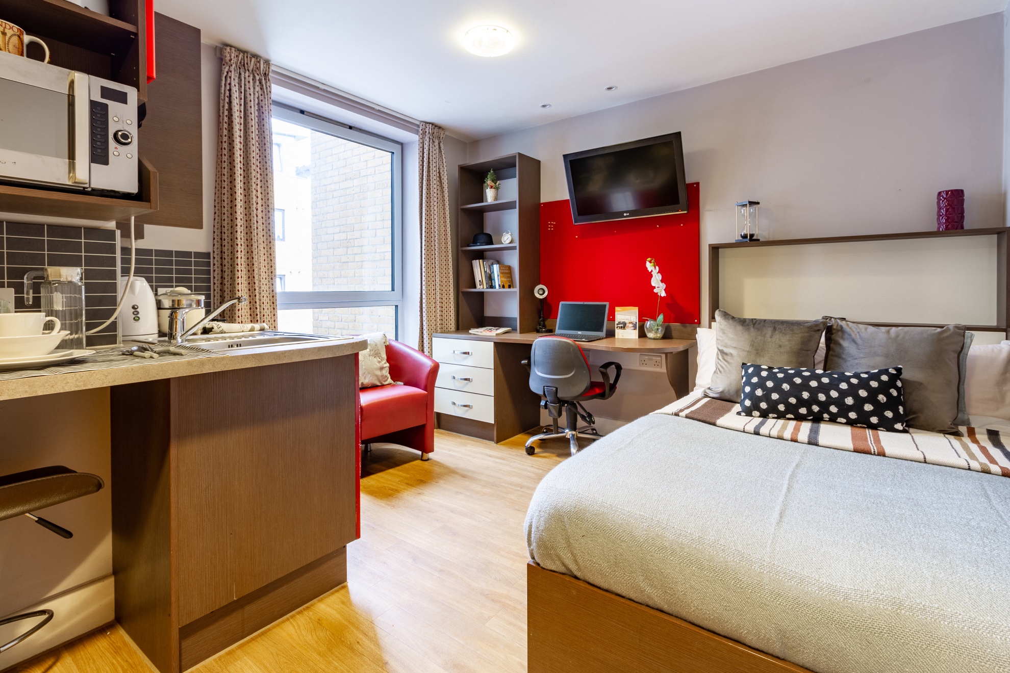 Hawley Crescent London Bronze Studio Bedroom