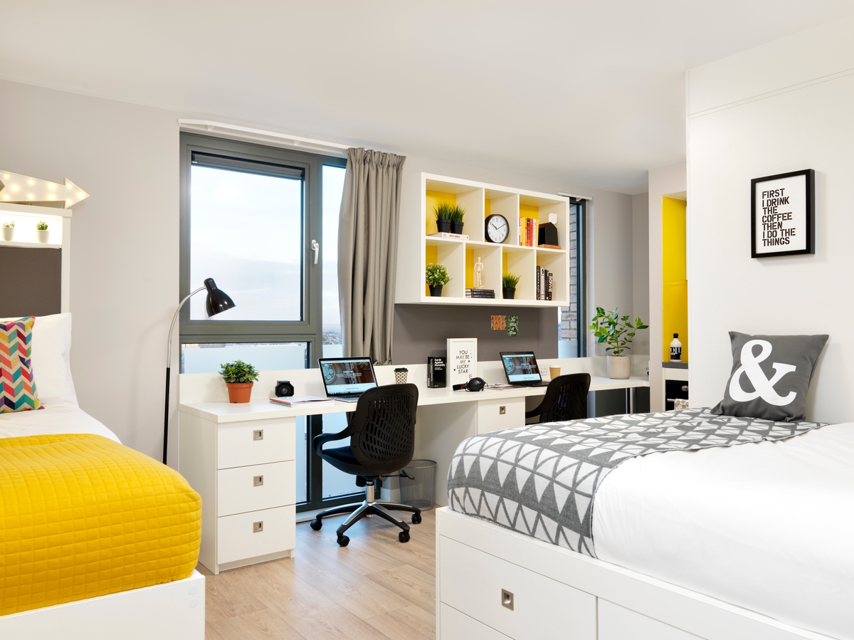 Student Castle Edinburgh Bruce Twin Studio Bedroom 2