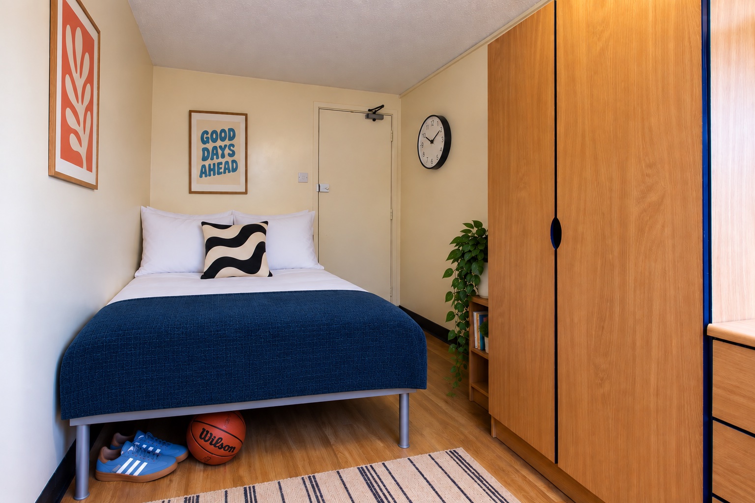 Ben Russell Court Leicester Silver Plus Room Bedroom