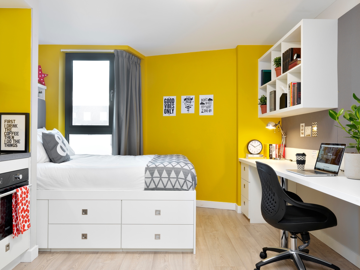 Student Castle Edinburgh Wallace Studio Bedroom