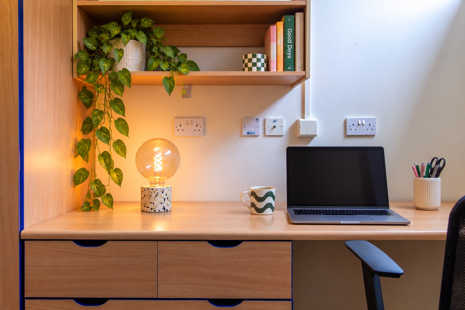 Ben Russell Court Leicester Bronze Room Desk