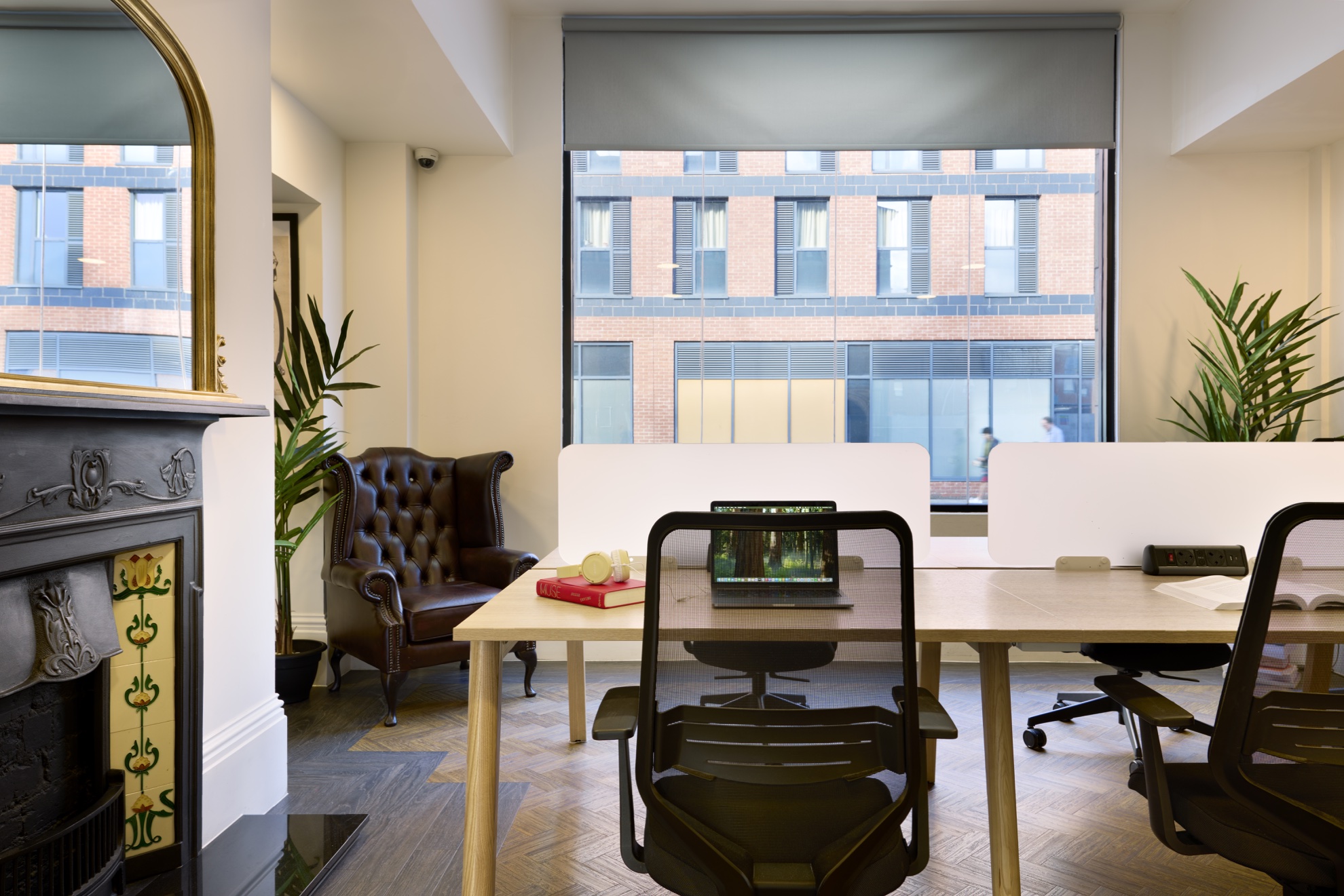 2820 2024.10.28 CS Calcott Ten Silver Studio 0219