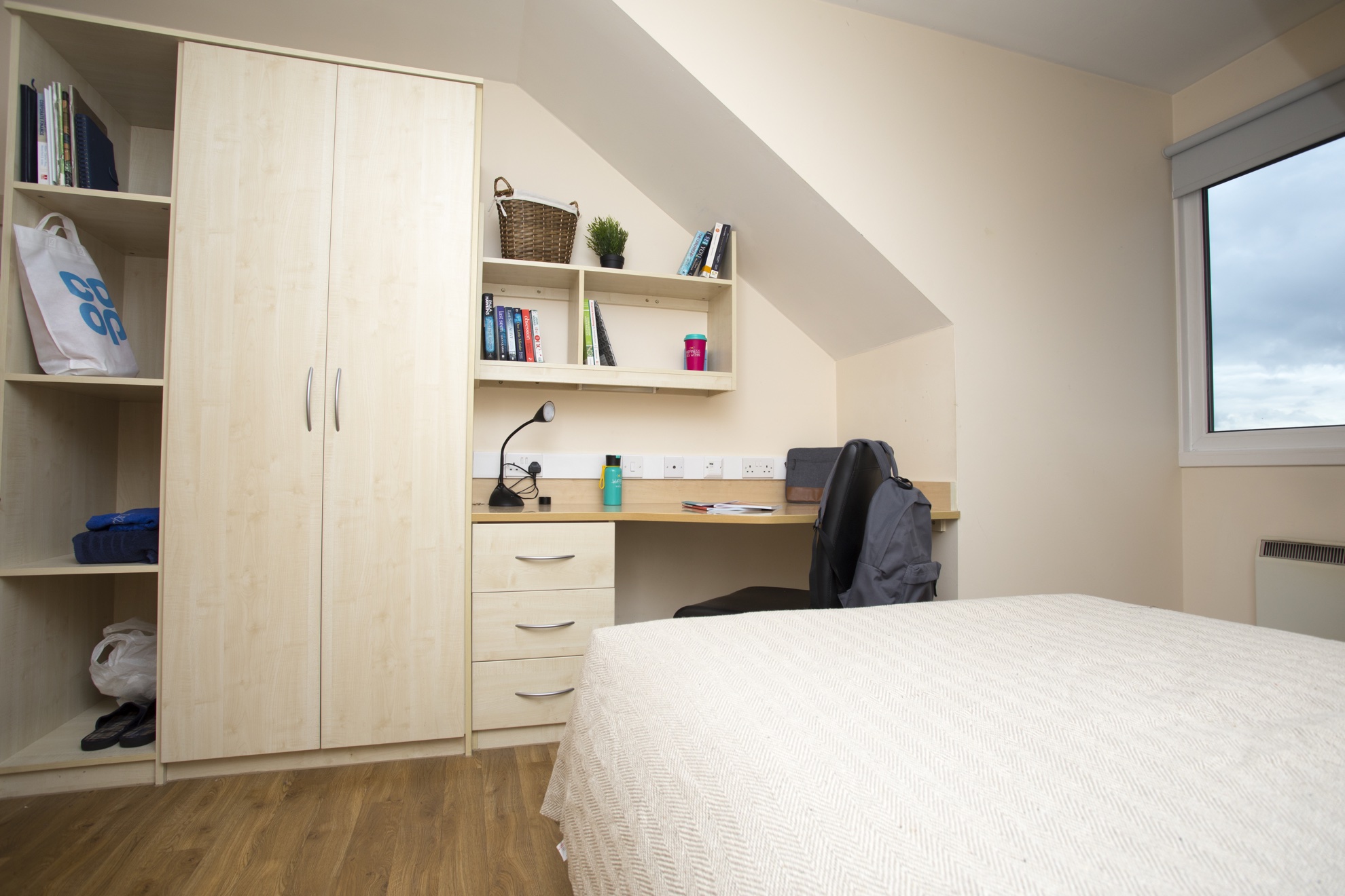 Heald Court Manchester Gold 5 Bed Ensuite Bedroom 2