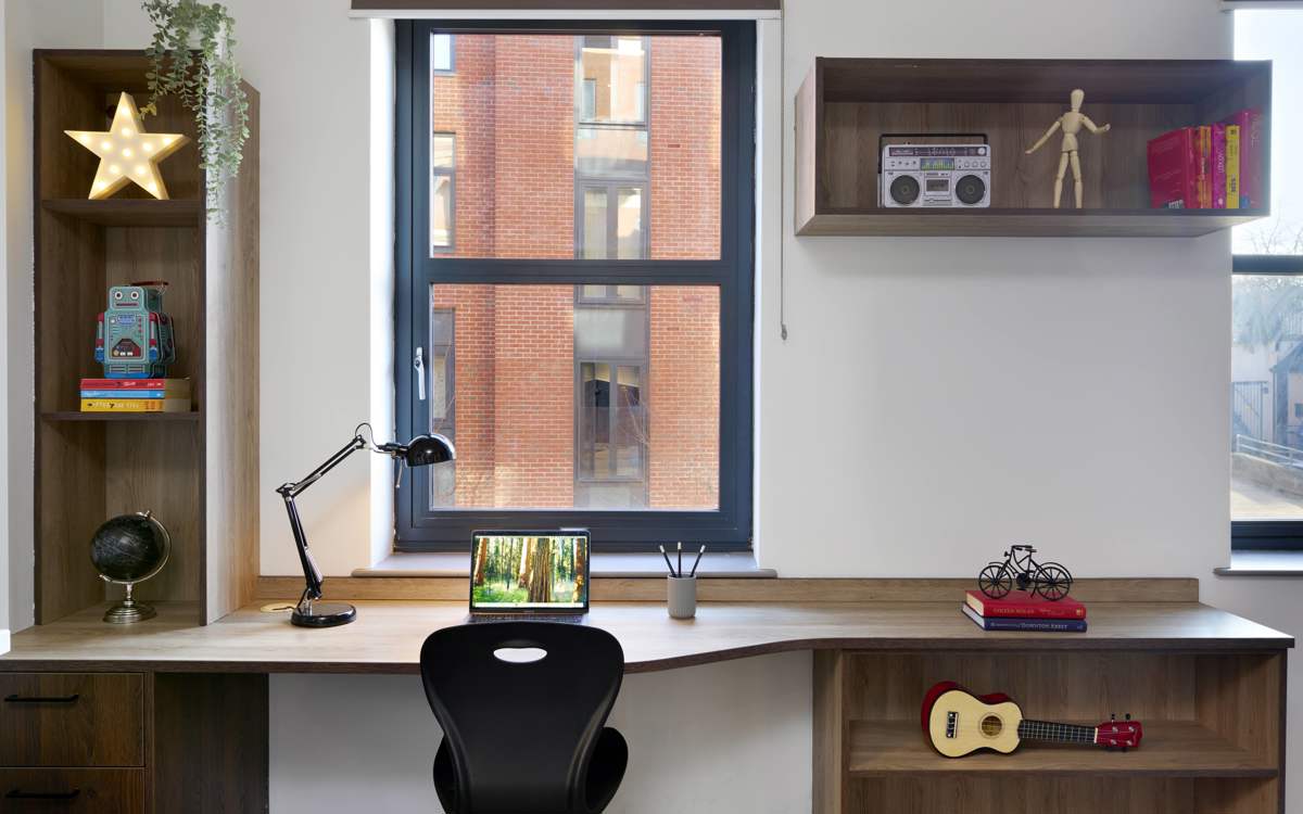 student castle reading gold studio desk