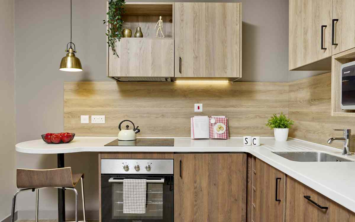 student castle reading silver studio kitchen